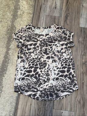 Black & Light Pink Animal Print Pocket Tee